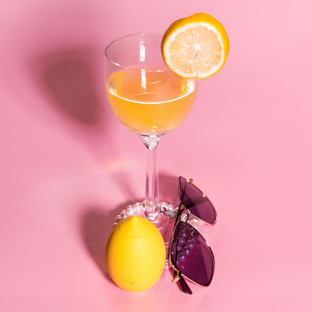 Lemon Clitoral Vibrator — with pouch