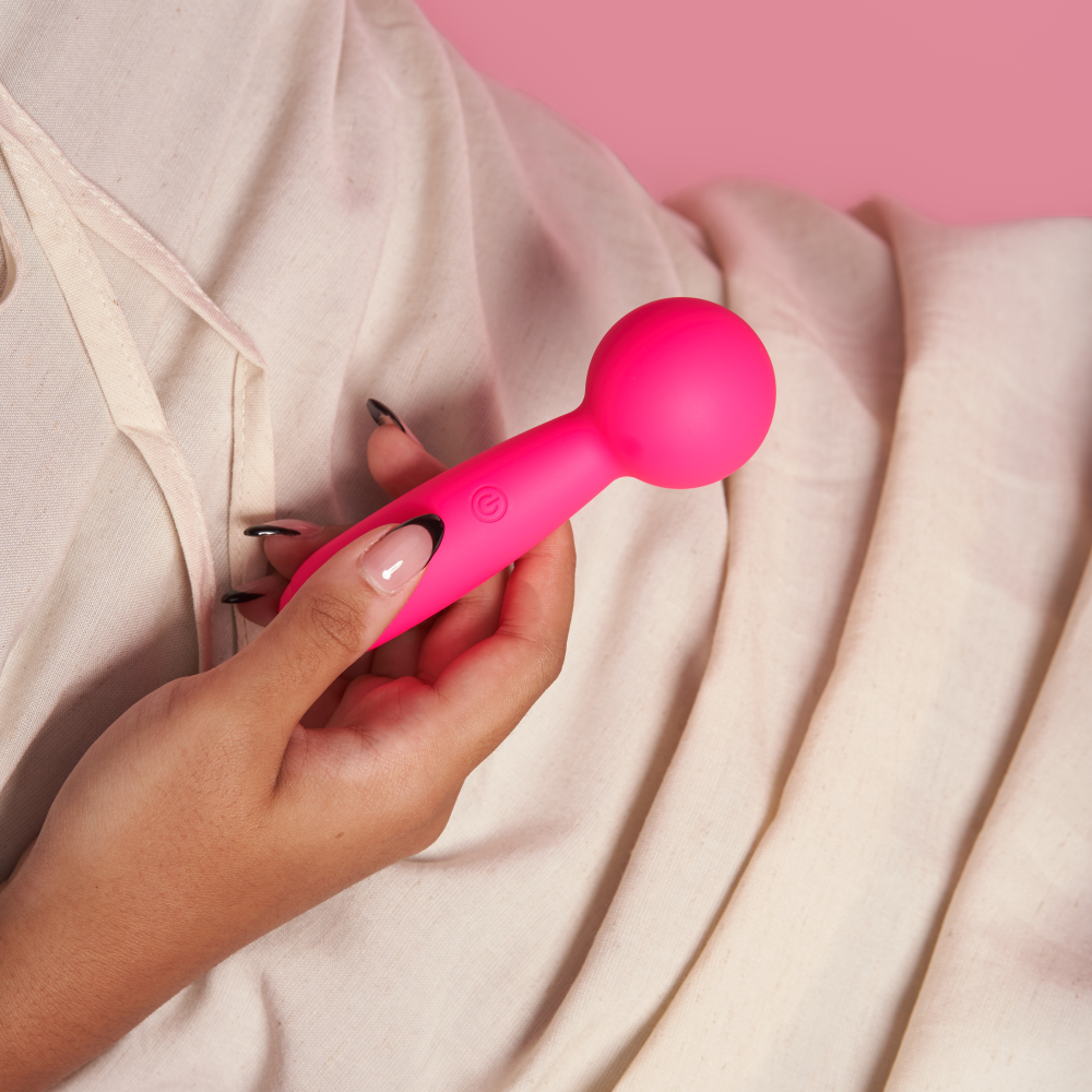Lolly Mini Wand — travel pouch